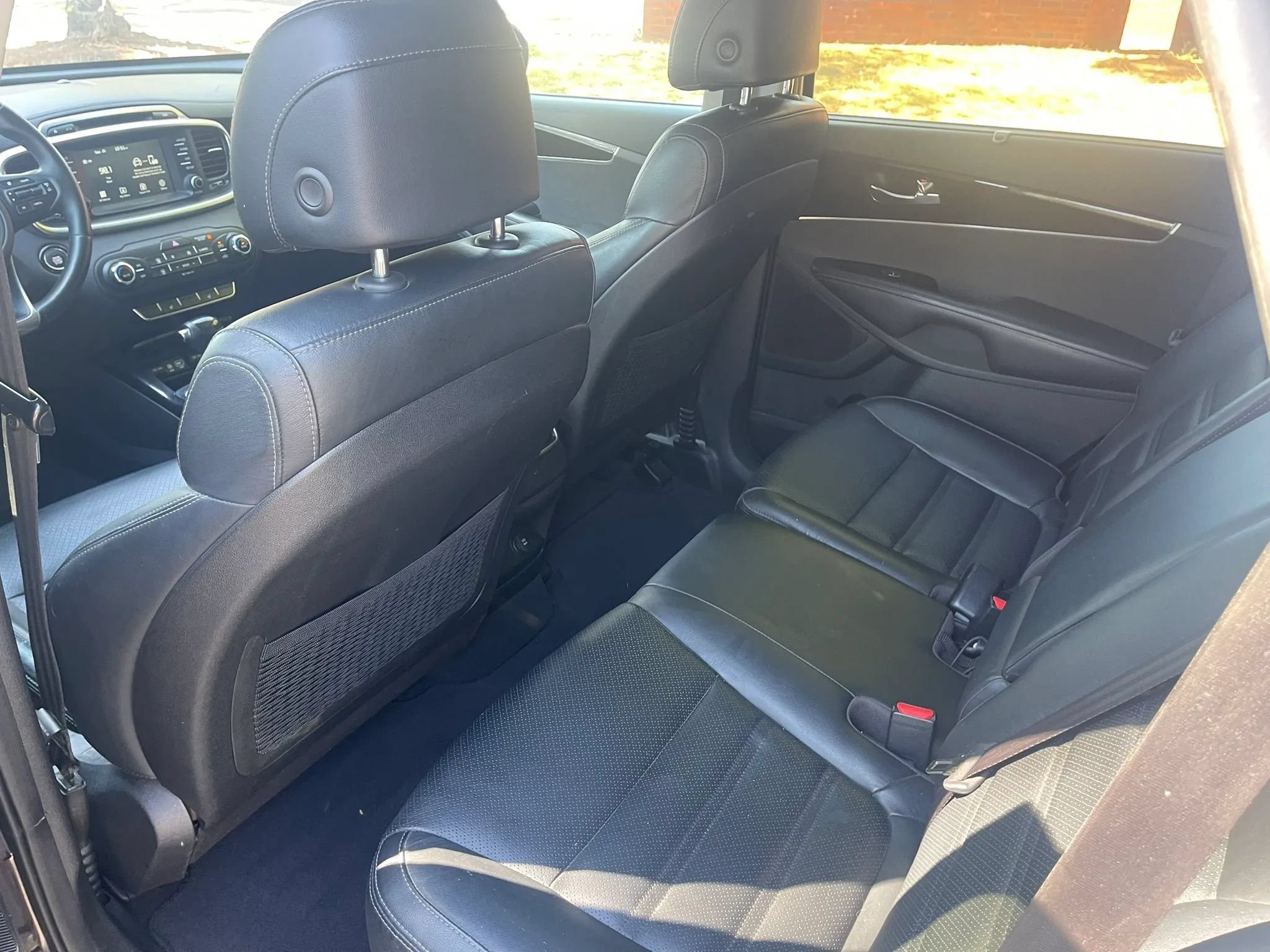 Used 2017 Kia Sorento EX FWD image 12