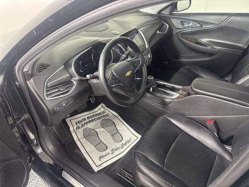 Used 2017 Chevrolet Malibu Premier w/ Premier Sun and Wheel Package image 26