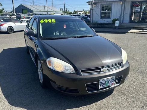 Used 2009 Chevrolet Impala LTZ FWD image 1
