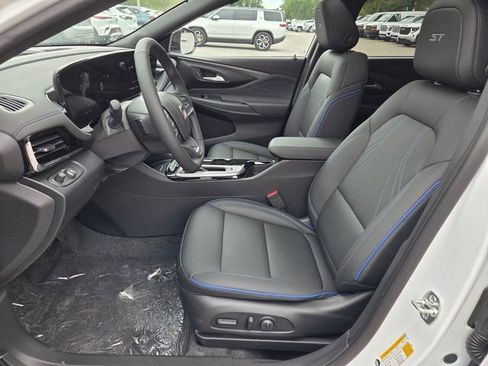 New 2026 Buick Envista Sport Touring w/ Convenience I Package FWD image 4