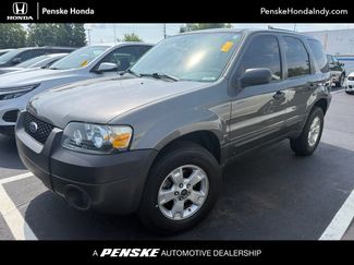 Used 2006 Ford Escape XLT AWD/4WD video 1
