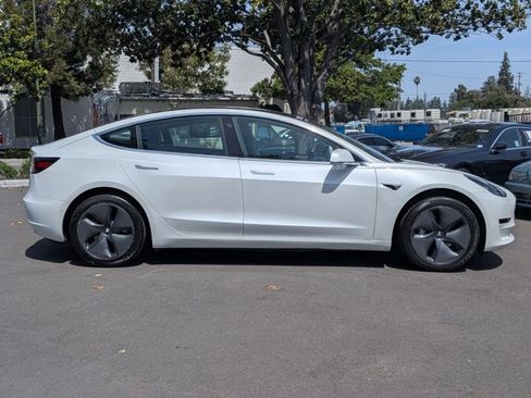 Used 2020 Tesla Model 3 Standard Range Plus RWD image 4