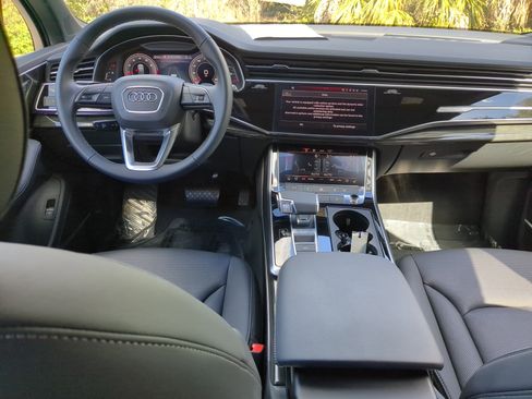 Used 2025 Audi Q7 2.0T Premium Plus w/ Premium Plus Package image 14