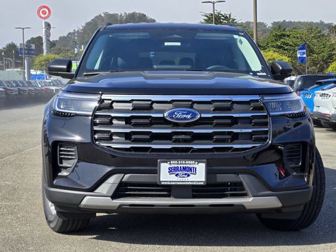 New 2026 Ford Explorer Active AWD/4WD image 3