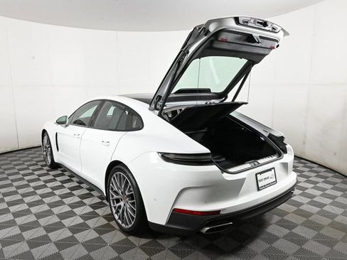 New 2025 Porsche Panamera 4 image 34