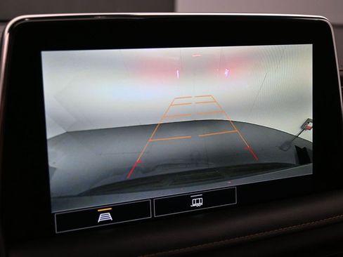 Used 2021 GMC Yukon AT4 w/ Rear Media and Nav Package image 17