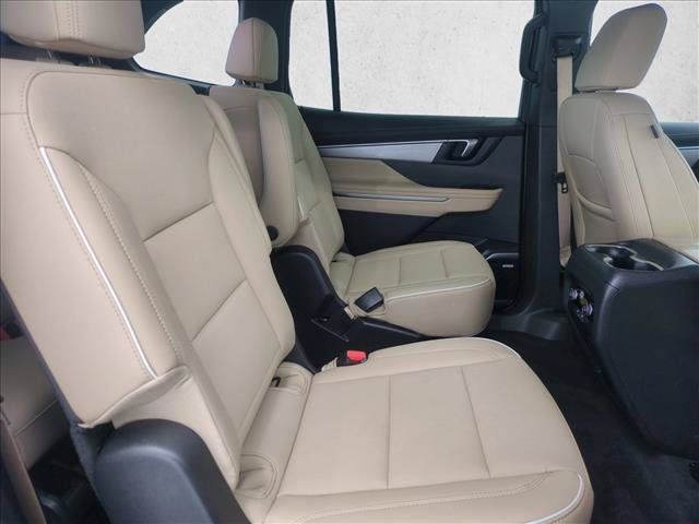 Used 2026 Buick Enclave Preferred w/ Power Package FWD image 22