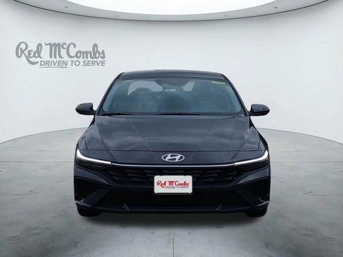 New 2026 Hyundai Elantra Hybrid FWD image 8