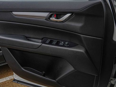 Used 2020 MAZDA CX-5 Touring image 23