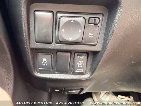 Used 2013 Nissan Juke S AWD/4WD image 10