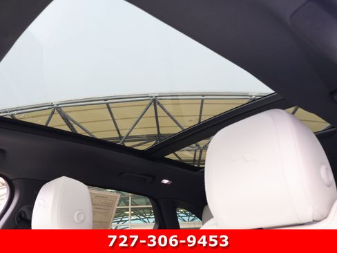 Used 2026 Jaguar F-PACE R-Dynamic S image 5