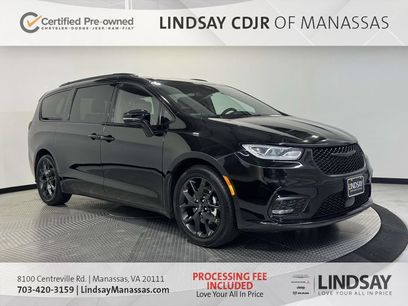 Certified 2025 Chrysler Pacifica Limited