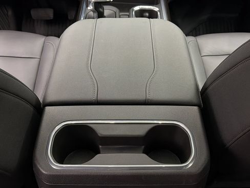 Used 2026 Chevrolet Silverado 1500 LT Trail Boss w/ LT Trail Boss Premium Package AWD/4WD image 37