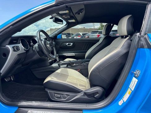 Used 2017 Ford Mustang Premium RWD image 14