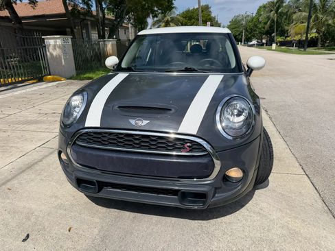 Used 2015 MINI Cooper S FWD image 4