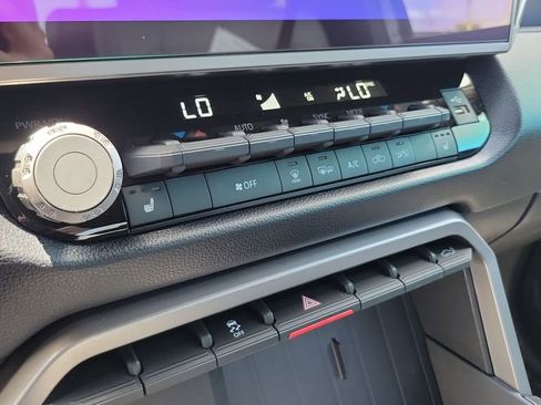 New 2026 Toyota Tundra SR5 AWD/4WD image 17