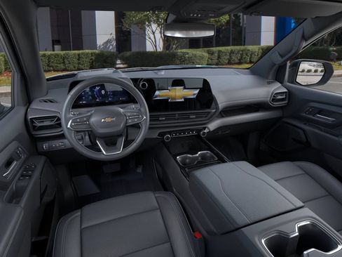 New 2026 Chevrolet Silverado EV LT AWD/4WD image 15