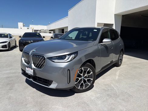 Used 2026 BMW X3 xDrive30i w/ Convenience Package AWD/4WD image 3