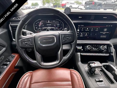 Used 2024 GMC Sierra 1500 Denali Ultimate AWD/4WD image 4