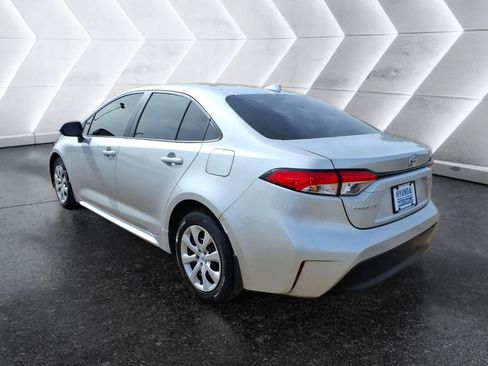 Used 2024 Toyota Corolla LE FWD image 3