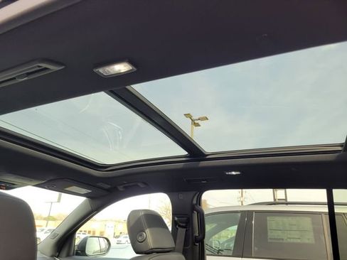 New 2026 GMC Acadia Elevation w/ Black Edition FWD image 23