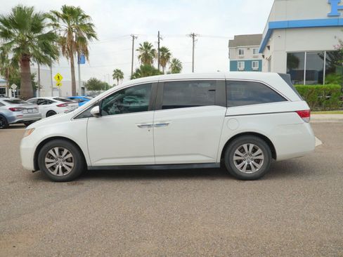 Used 2016 Honda Odyssey SE image 8