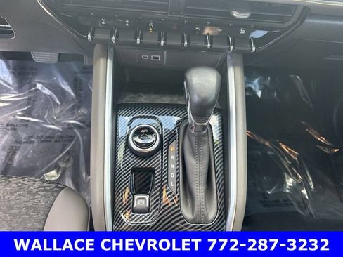 Used 2024 Chevrolet Colorado ZR2 w/ Technology Package image 24
