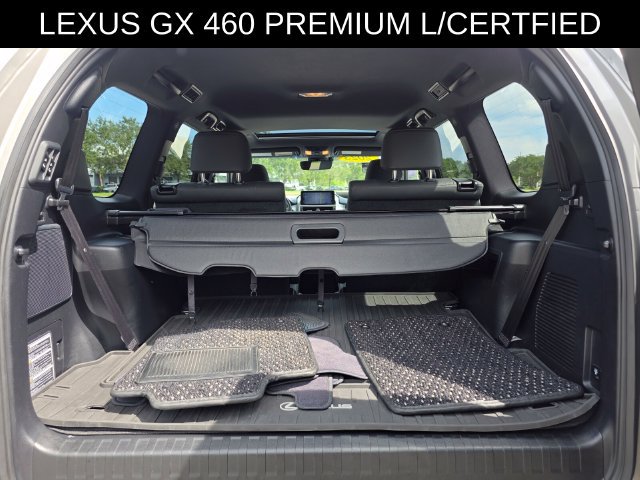Used 2023 Lexus GX 460 Premium w/ Accessory Package AWD/4WD image 15