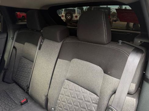 Certified 2025 Nissan Kicks SV FWD image 10
