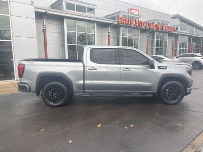 Used 2025 GMC Sierra 1500 Elevation w/ Elevation Premium Package