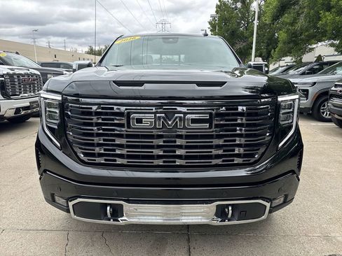 Used 2026 GMC Sierra 1500 Denali Ultimate AWD/4WD image 32