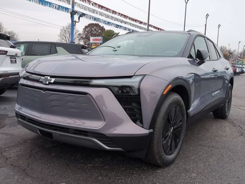 New 2026 Chevrolet Blazer EV LT AWD/4WD image 3