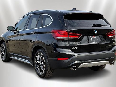 Used 2021 BMW X1 xDrive28i w/ Premium Package image 4