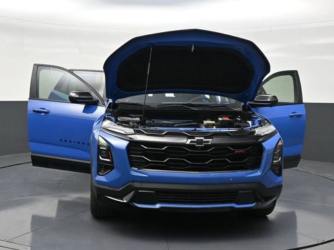 Used 2025 Chevrolet Equinox RS w/ Safety and Technology Package image 34