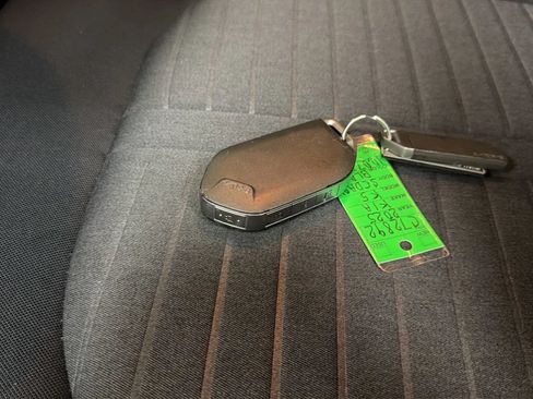 Used 2025 Kia K5 LXS FWD image 30
