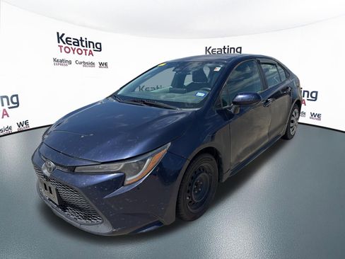 Used 2021 Toyota Corolla LE FWD image 3