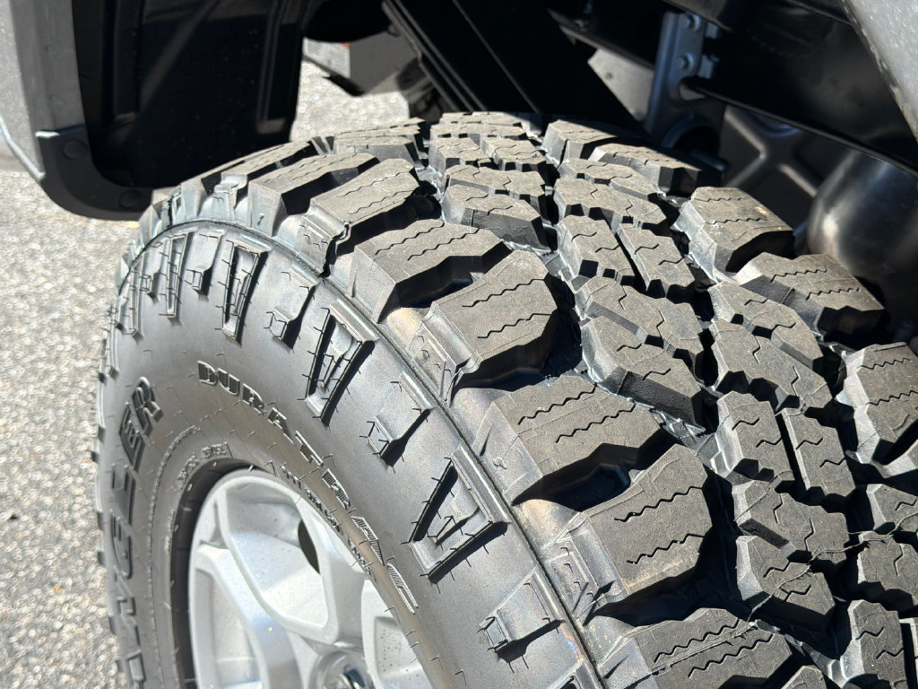 New 2027 Ford F250 XL w/ XL Off-Road 35" Tire Pakckage AWD/4WD image 7