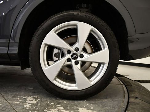 New 2025 Audi Q5 Premium Plus image 14