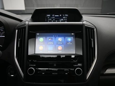 Used 2023 Subaru Forester Premium image 11