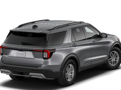 New 2026 Ford Explorer Active w/ Active Comfort Package RWD image 3