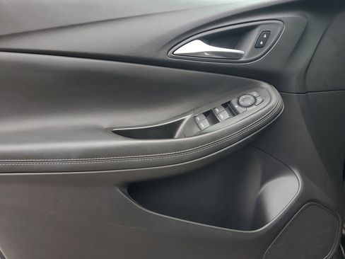 Used 2025 Buick Encore GX Preferred image 17