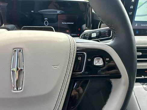 New 2026 Lincoln Aviator Reserve AWD/4WD image 25