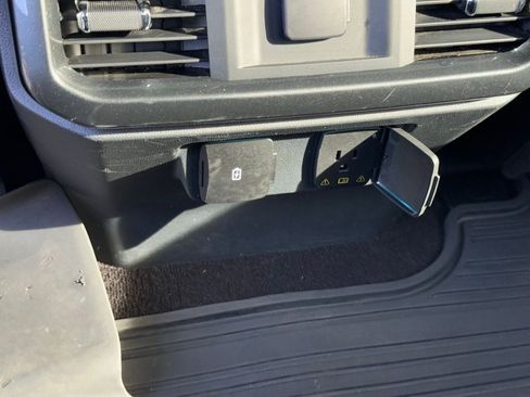 Certified 2022 Ford F150 XLT w/ Equipment Group 302A High image 10