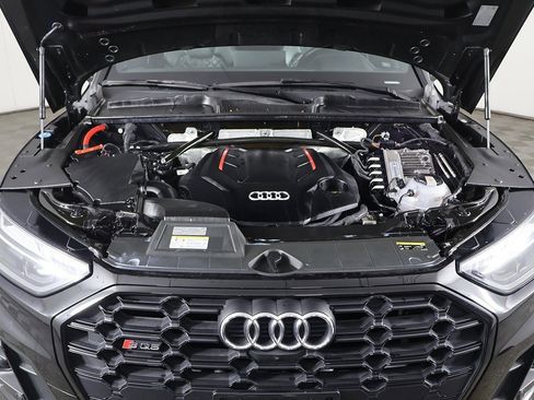 Used 2023 Audi SQ5 Premium Plus w/ Premium Plus Package image 21