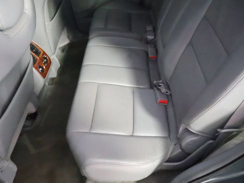 Used 2005 Acura MDX Touring AWD/4WD image 41