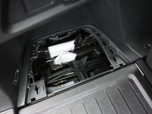 Certified 2025 Honda Pilot EX-L image 29