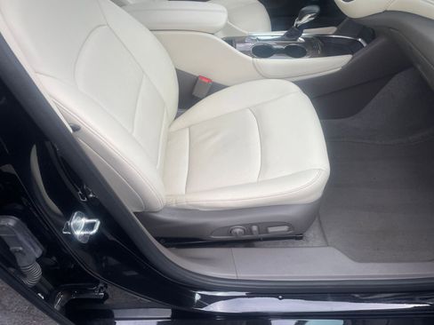 Used 2024 Chevrolet Malibu LT image 27