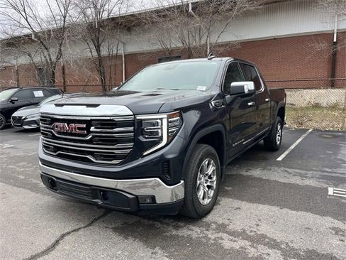 Used 2024 GMC Sierra 1500 SLT image 7