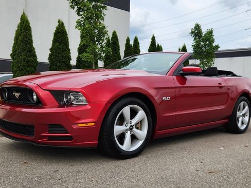 Used 2013 Ford Mustang GT w/ Security Pkg RWD image 21