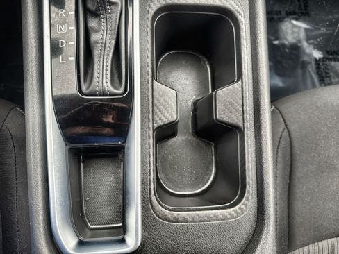 Used 2025 Nissan Sentra SV FWD image 23